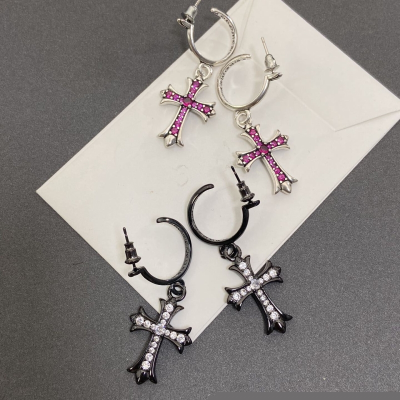 Ch**me He**ts earrings